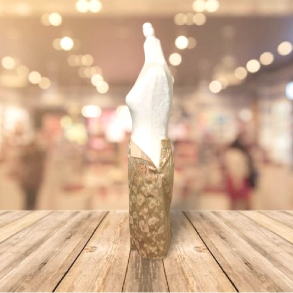 Banana Republic Pencil Skirt With Sequined Floral Embroidery - Size 0 - Picture 5 of 11